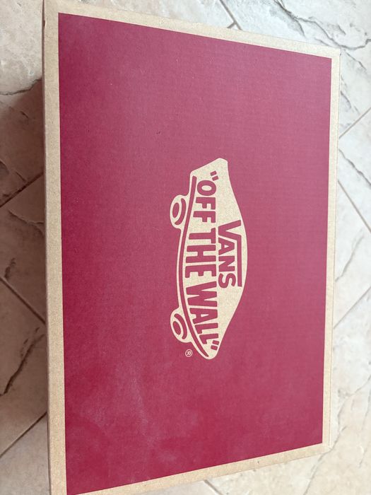 Високи кецове Vans