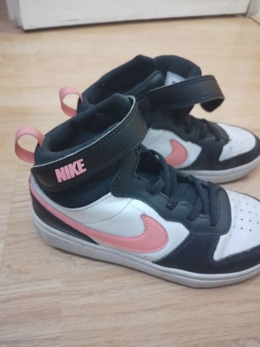 Nike uri, noi!! Pot fi negociabili
