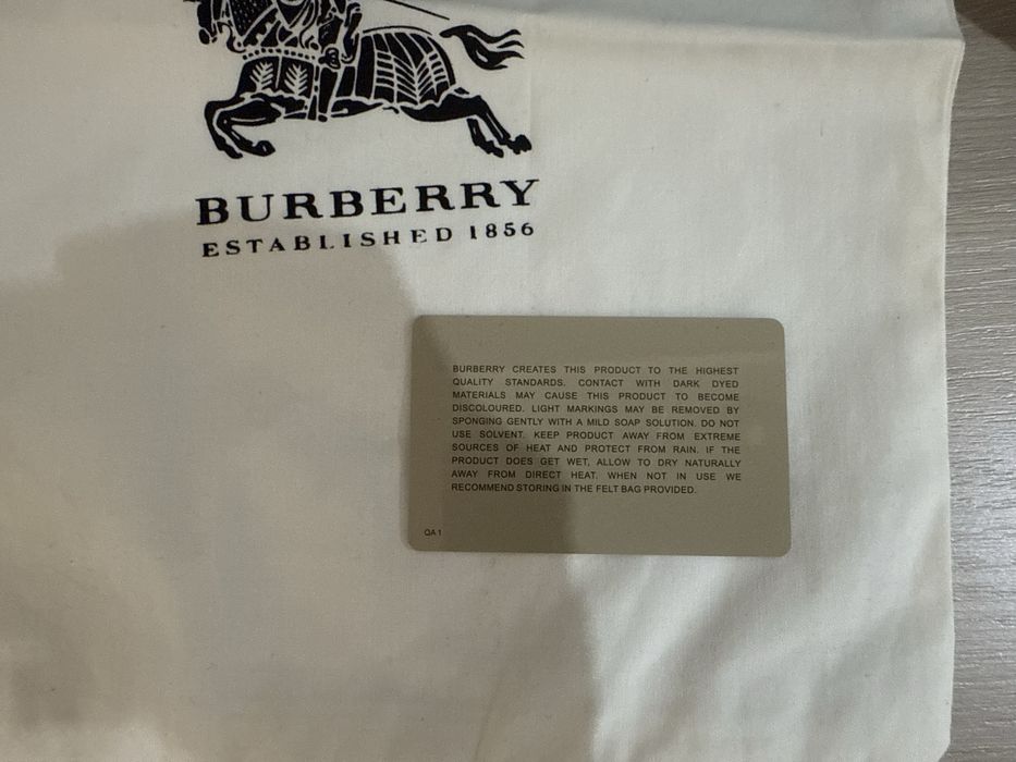 Кроссовки Burberry