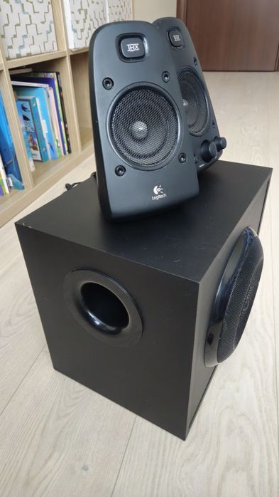 Logitech Z623 аудио система