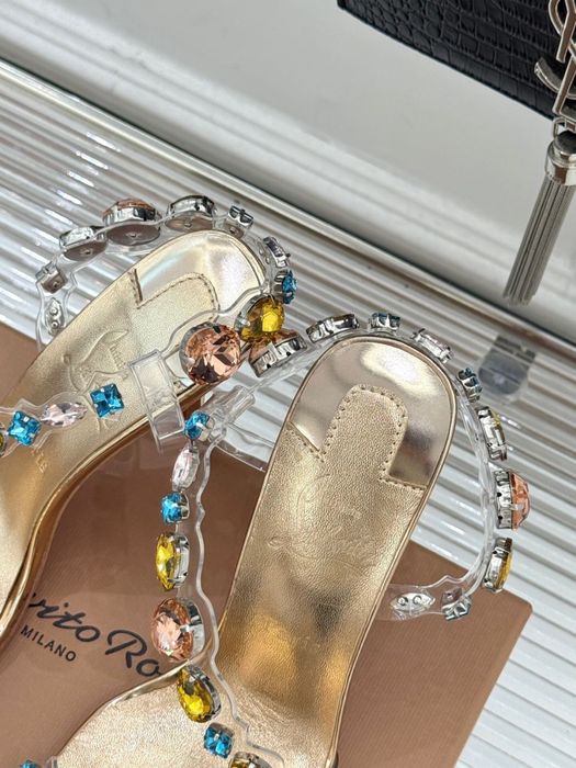 НОВ МОДЕЛ Дамски сандали Christian Louboutin