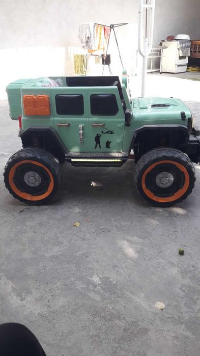 Bolalar Moshinasi Jeep 4x4