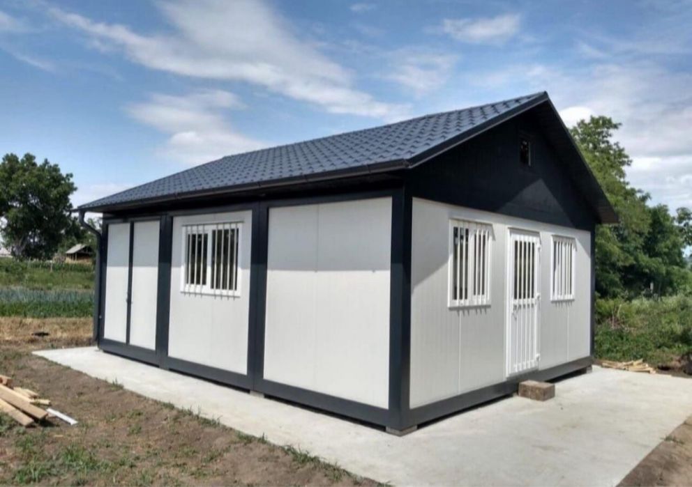 Casă pe structură metalică