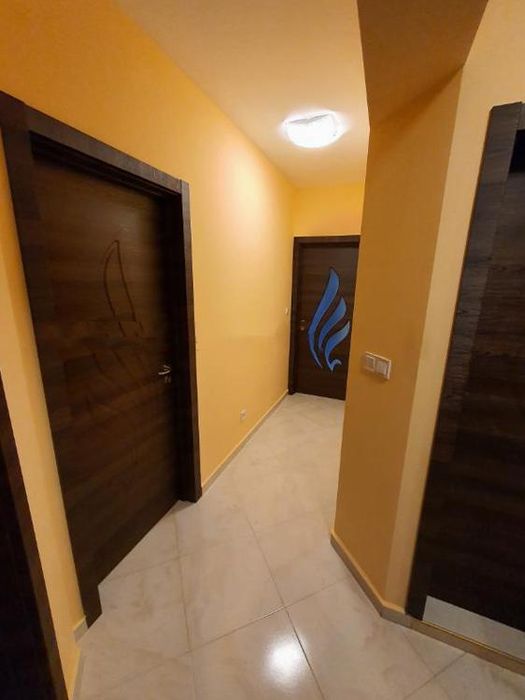 Дава се под наем Тристаен апартамент в София, Надежда 1 - 81 кв.м за 750 € - Снимка #10