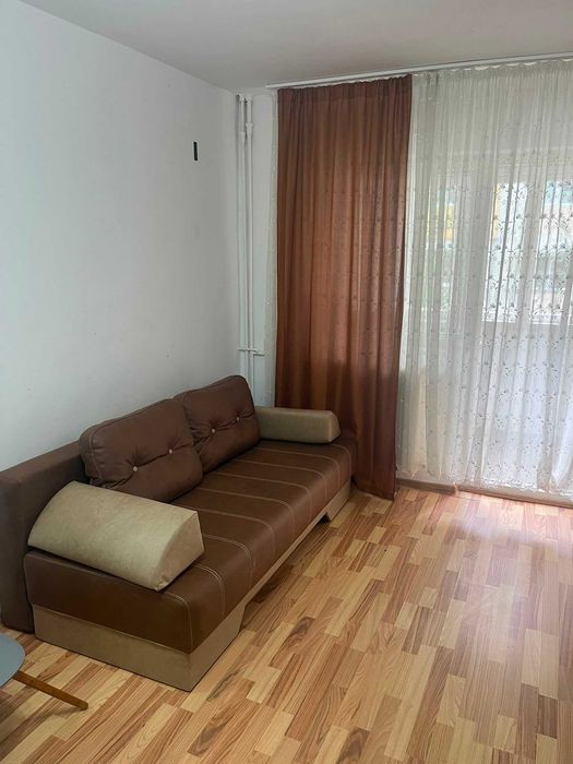 Proprietar vand Garsoniera cu Balcon Etaj 1-EXCLUS AGENTII