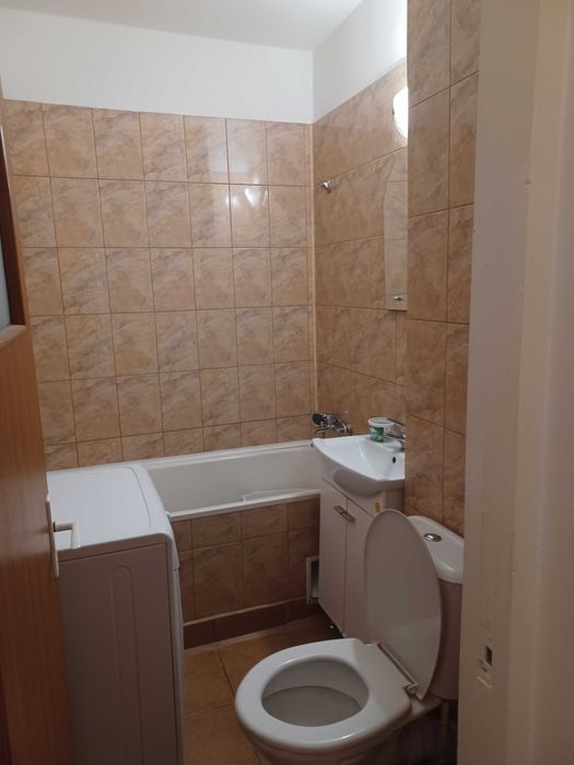 Închiriere garosoniera