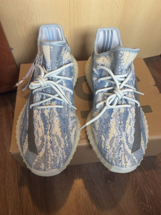 Yeezy 350V2 MX Frost