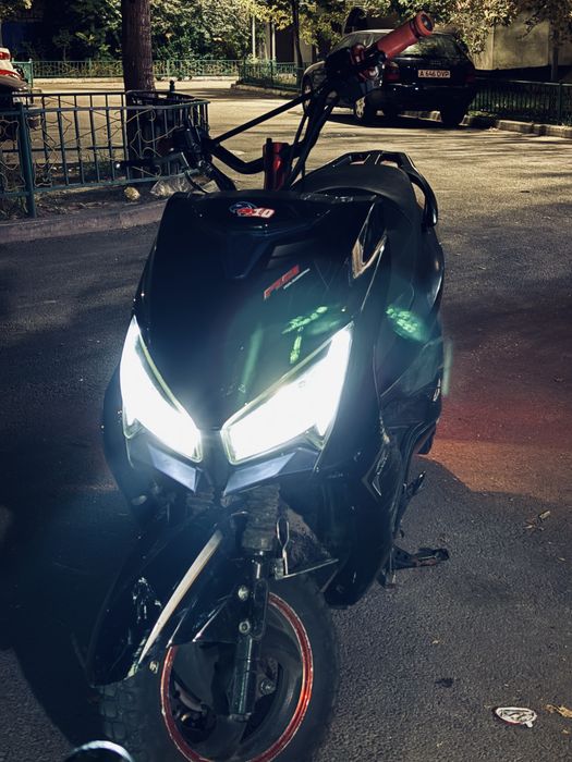 Продам мопед м8 про