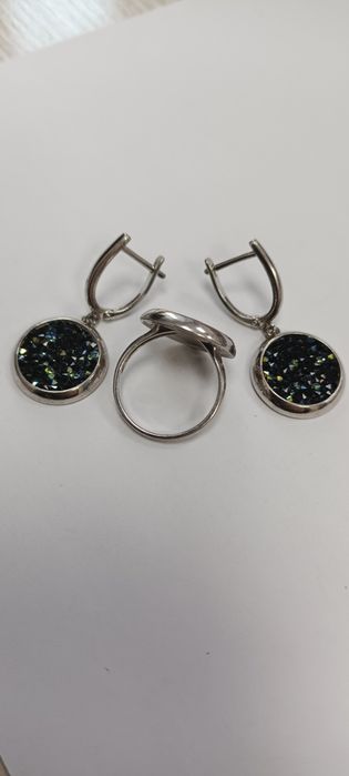 Набор из серебра: серьги, кольцо
