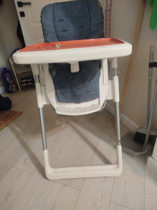 Продам стульчик для кормления