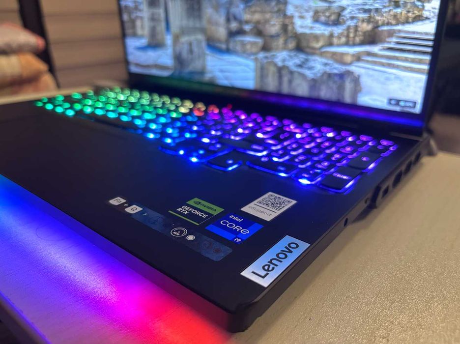 Laptop Gaming LENOVO LEGION 7 PRO premium 31 luni Garantie