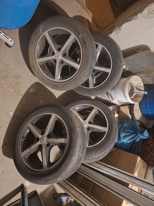 Vand 4 roti 16 inch dezent