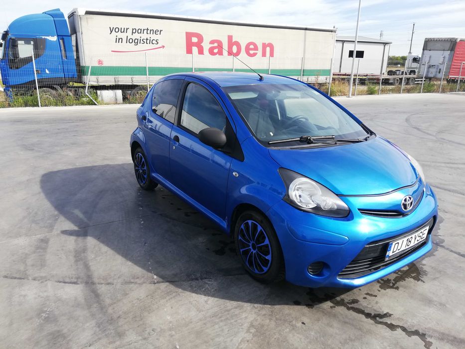 Vând auto Toyota Aygo