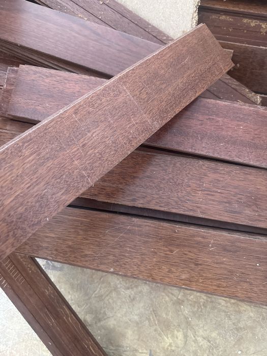 Ламинат , бесплатно , хороший