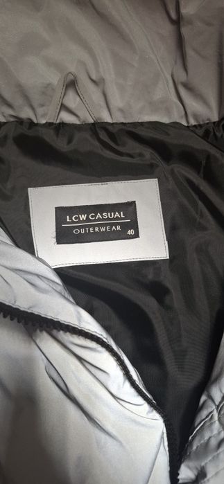 Продам куртку весна