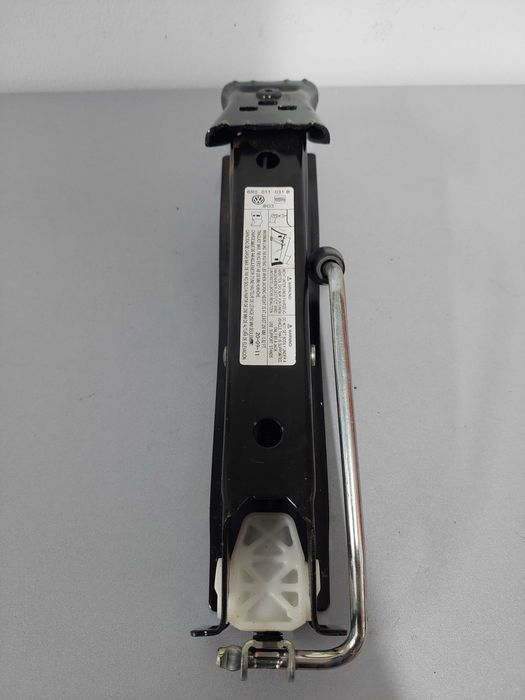 Cric AUTO OEM VW POLO UP Seat Ibiza Skoda Rapid Scala Fabia