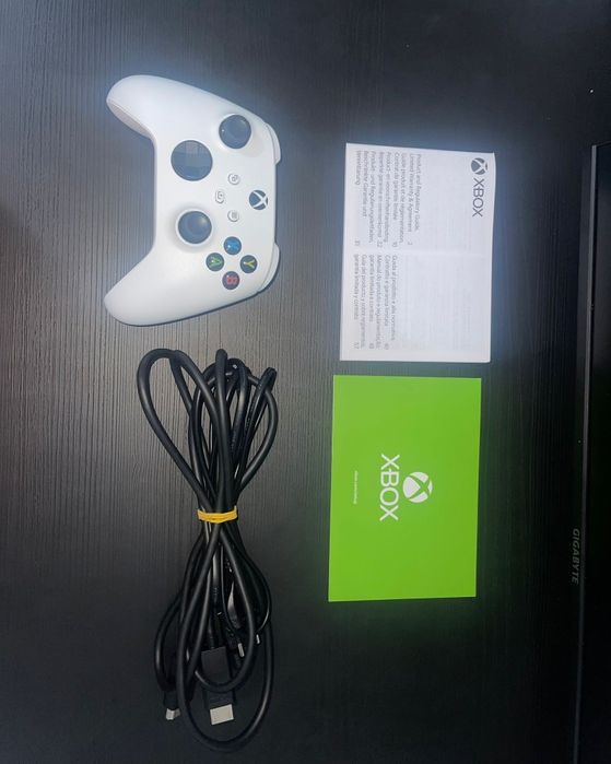 Xbox Series S　512GB xbox series s 512gb - Xbox oferte online | OLX.ro