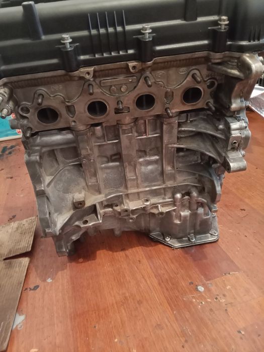 Двгител Киа Рио 1.6