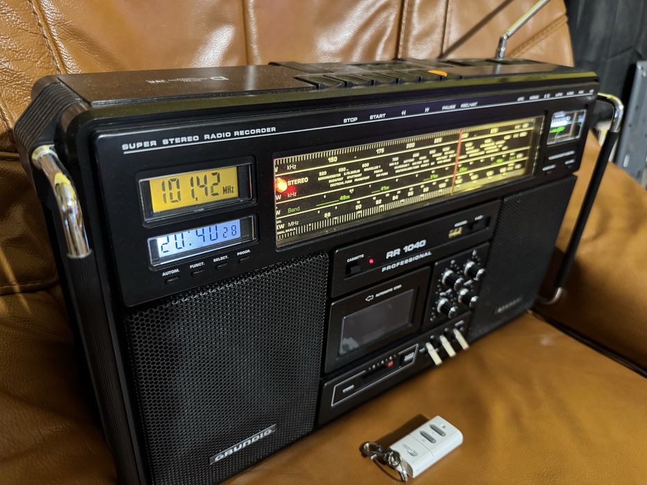 Radiocasetofon Grundig RR1040-Profesional