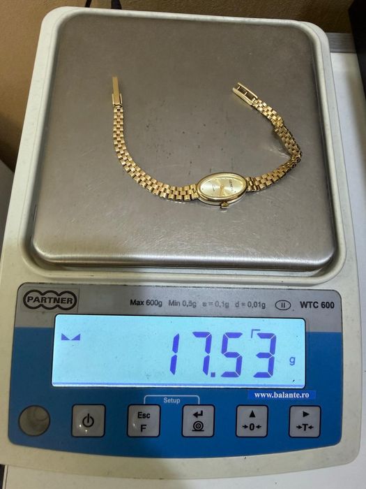 Ceas Geneve din aur de 14K Amanet BKG