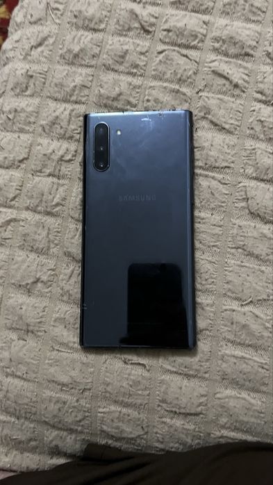 Samsung note 10      12/256