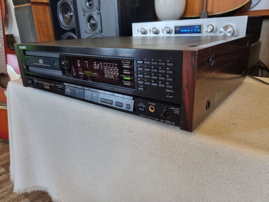 Cd Player Sony CDP - 338 ESD. Perfect functional.