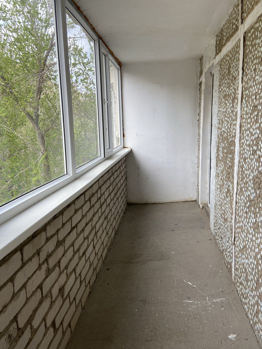 Продам 3х комнатную квартиру .