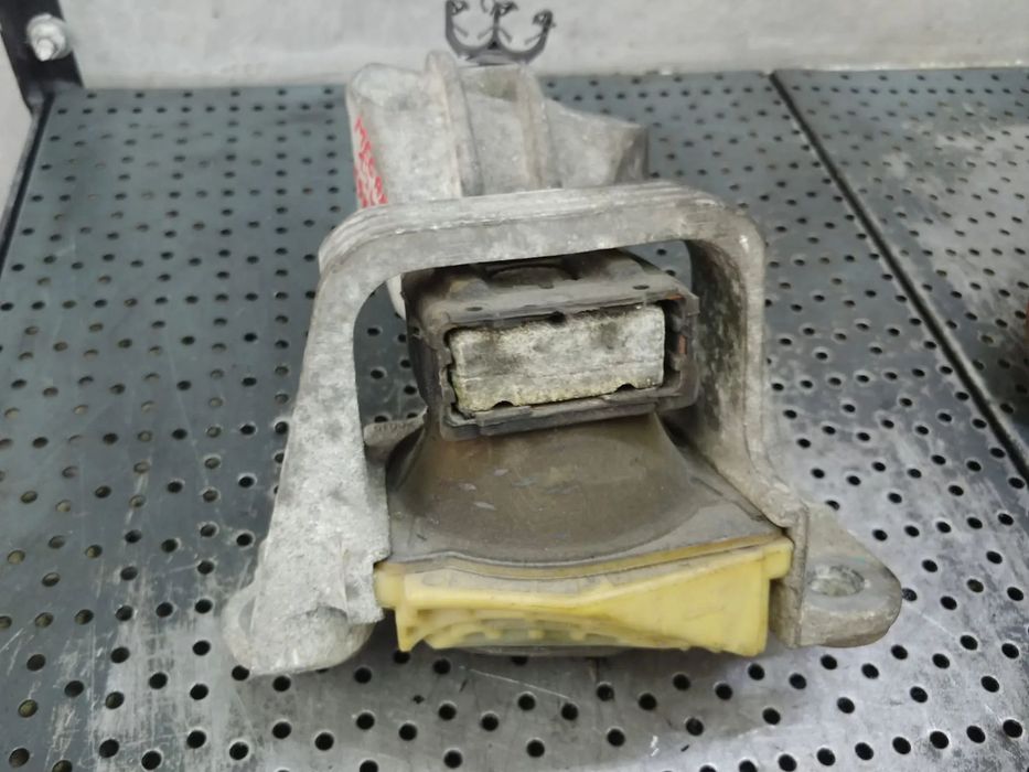 suport motor 1.5 dci  k9kj836  renault scenic 3 megane 3 326d23g