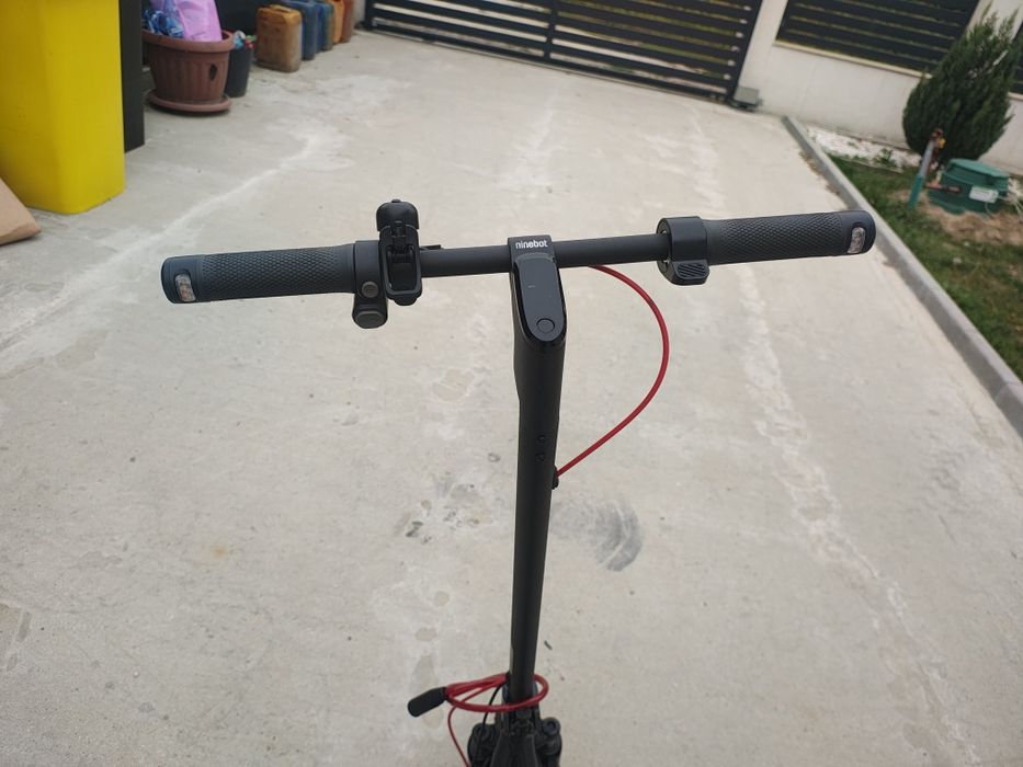 Trotineta Segway nNinebot F2 Pro an 2025