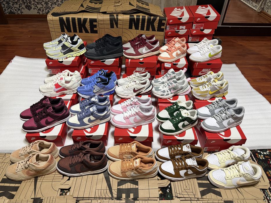 Оптом 28 пар ОРИГИНАЛ Nike из Дубая (Vomero 5, Dunk Low, V2K)