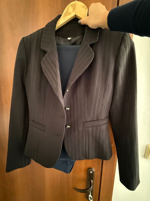 Дамско официално черно сако