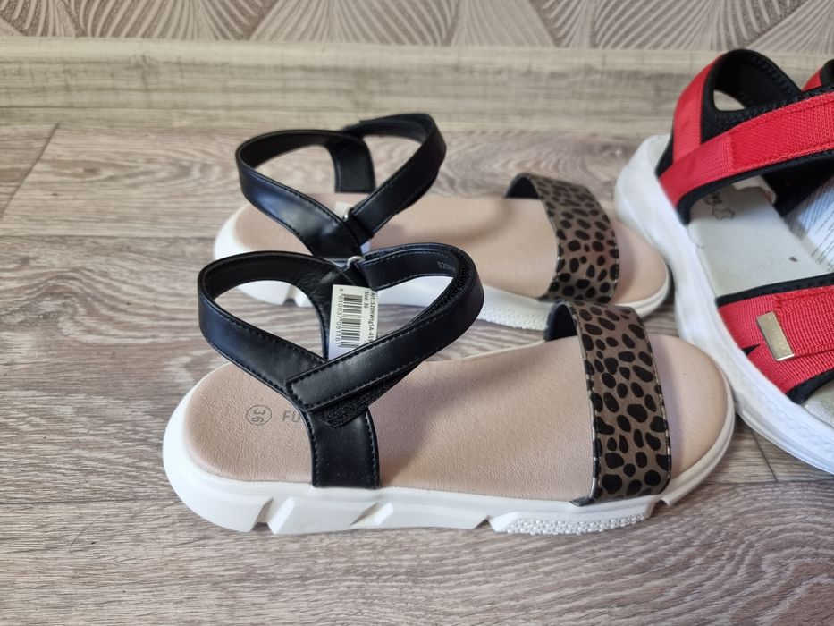 Новая обувь 35-36 размер