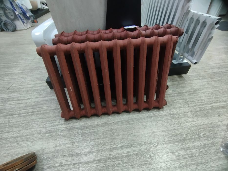 Радиатор,батарея ,регистор