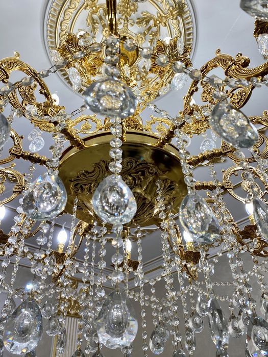 Продам люстры срочно!