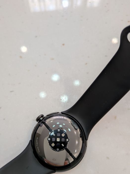 Google Pixel Watch 2 смартчасы