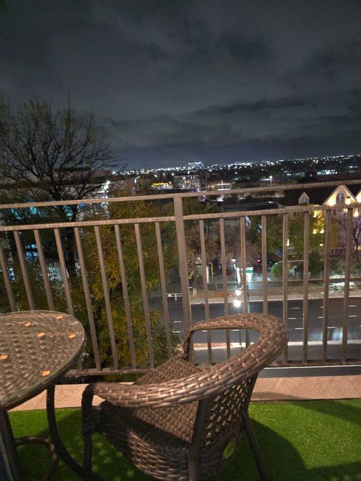 Ориентир: ул. Шота Руставели, Южный вокзал Площадь: 30 м² + 4 м² евро;