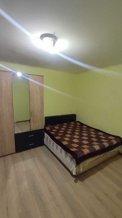 Chirie in casa veche cu 3 camere, Pantelimon, Ilfov - minim 1 an
