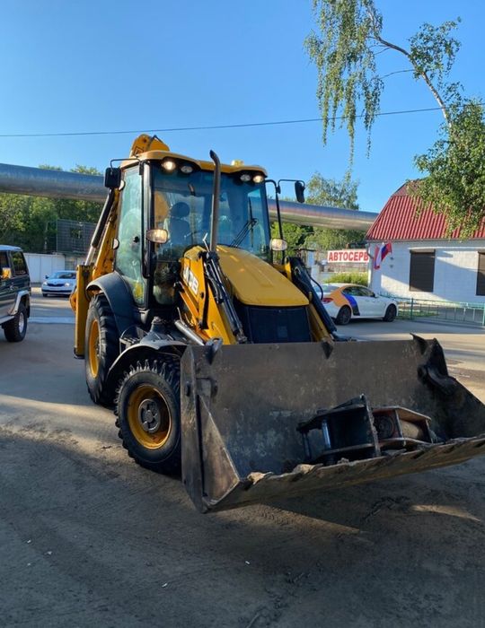 Трактор 3в1. Аренда. Экскаватор погрузчик. Jcb.