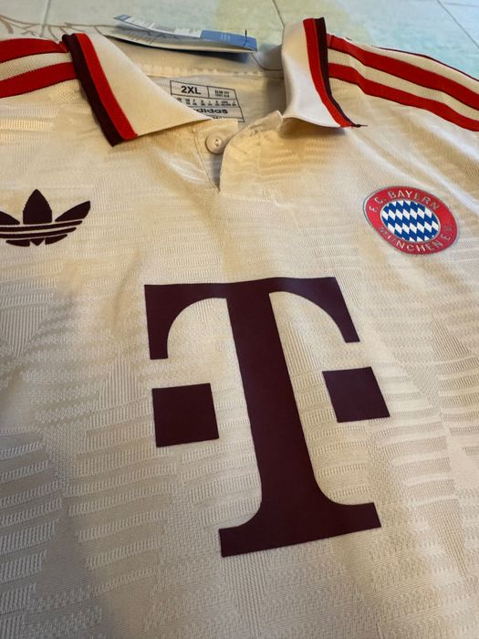 Екипи на Байерн Мюнхен FC Bayern