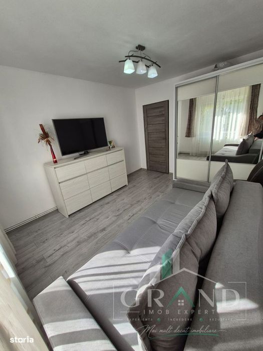 Apartament de vanzare 3 camere , 65 mp ,Manastur.