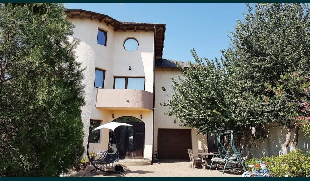 Vand casa in sendreni zona noua