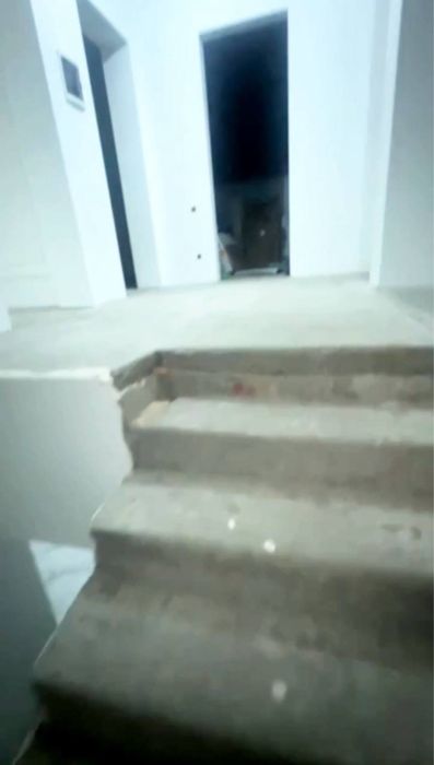 Uchaska xovli sotiladi Nazarbekda 2 sotix 6 xonali 80 % bitkan uy