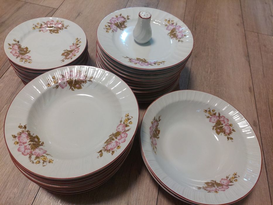 Битов сервиз за хранене