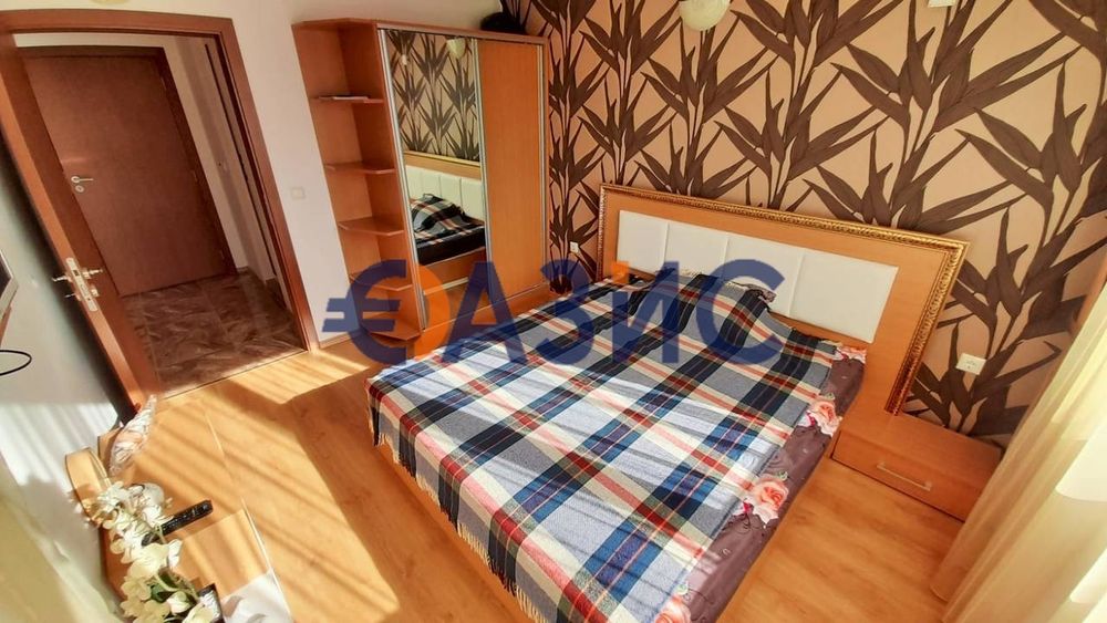 Продава се Двустаен апартамент в к.к. Слънчев бряг - 61 кв.м за 1427 €/кв.м - Снимка #2