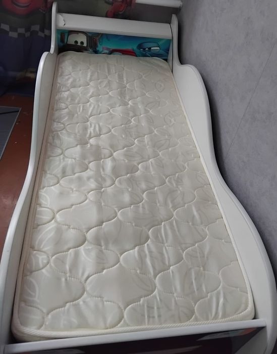 Продам кровать для мальчика