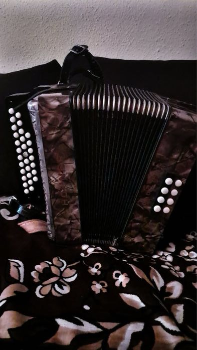 Vand armonica hohner club 1B
