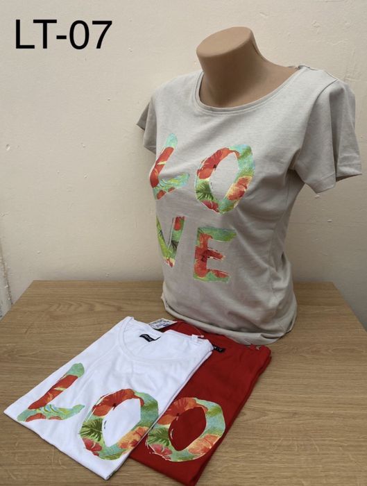 Дамски тениски на едро 6 бр в серия -15 евро