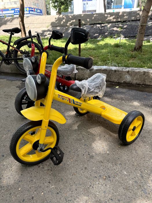 Детские трёхколёсные велосипеды.