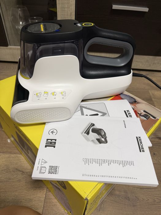 Прахосмукачка против акари Karcher VCH 4 UV Clean