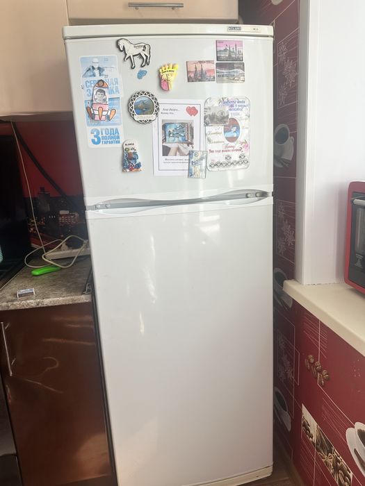 Продам холодильник